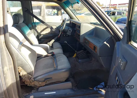 1993 Dodge Dakota z USA, uszkodzony, nr VIN 1B7FL23X3PS219992